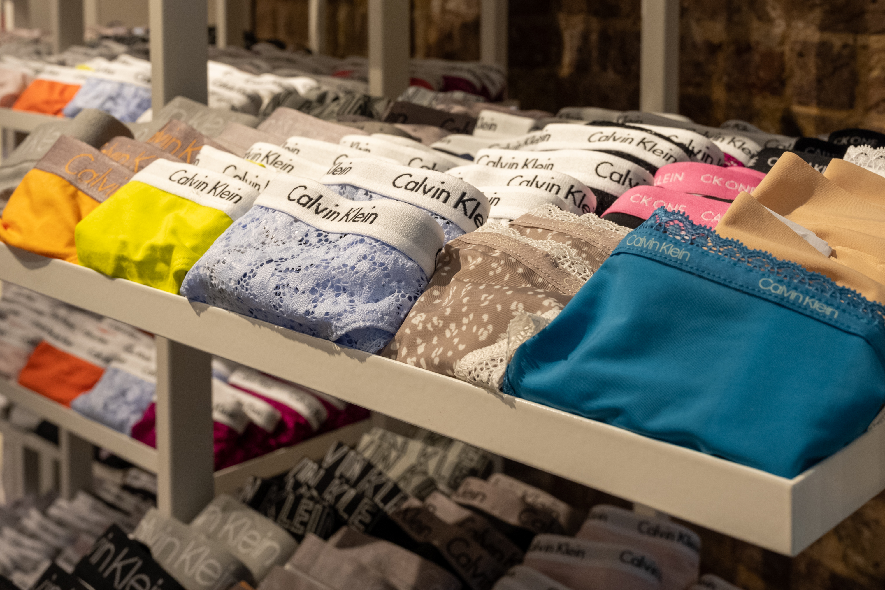 What stores sell calvin klein clearance underwear